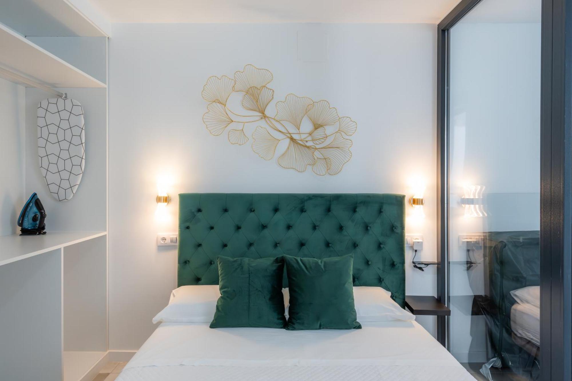 Lemon Apartment & Hotels Bernabeu Madrid Exterior photo